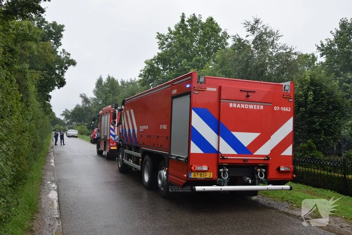 Uitslaande brand in houtverwerkingsbedrijf
