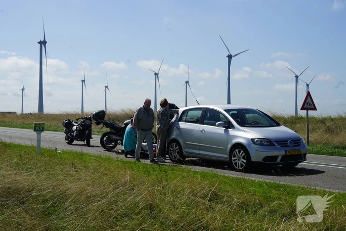 Motorrijder gewond bij botsing met auto
