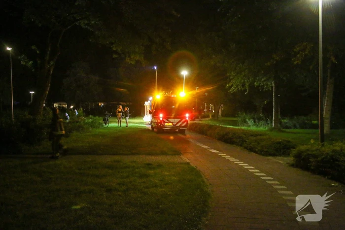 Zoektocht naar mogelijk te water geraakte scooterrijder