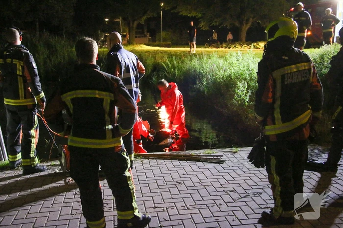 Zoektocht naar mogelijk te water geraakte scooterrijder
