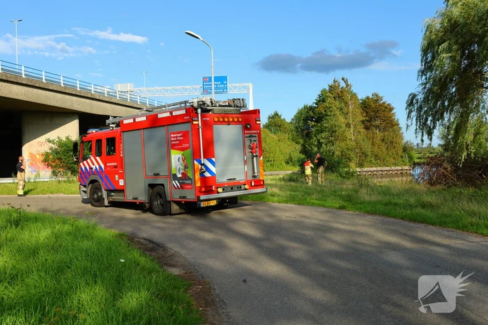 Blauw vat in sloot aangetroffen