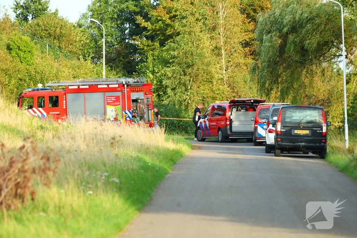 Blauw vat in sloot aangetroffen