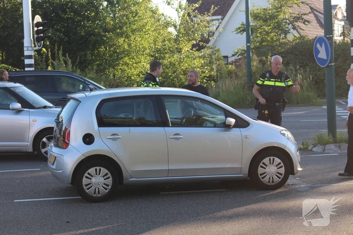 Scooterrijder ernstig gewond na frontale aanrijding