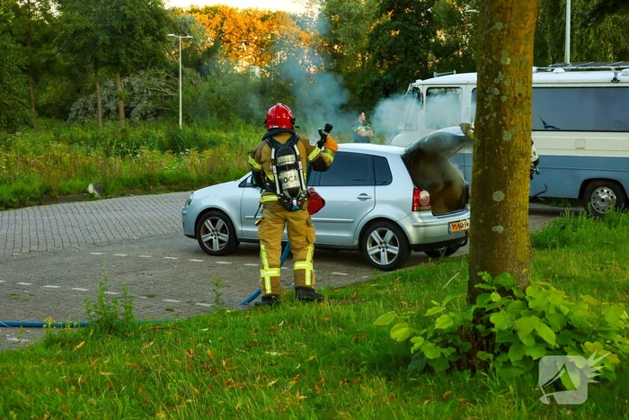 Veel schade aan auto door brand