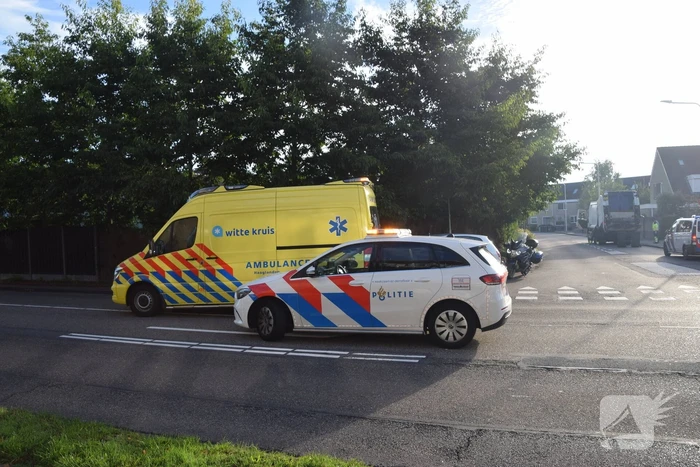 Persoon gewond bij botsing met auto