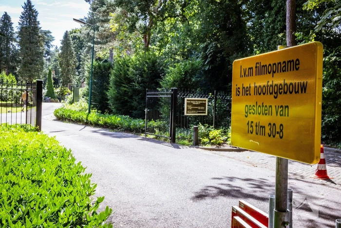 Filmopnames jeugdserie 'Hein' op begraafplaats
