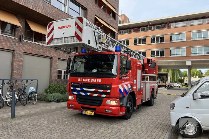 Rookontwikkeling uit vaatwasser zorgt voor brandweerinzet
