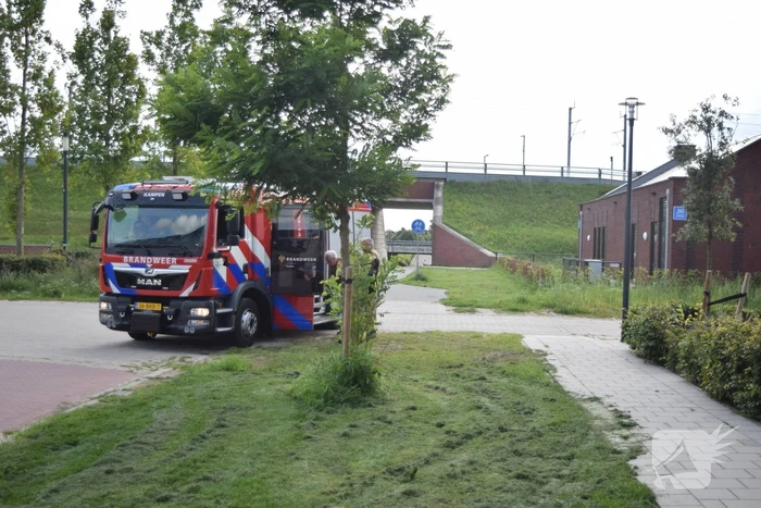 Brandend piepschuim ontdekt onder tunnel