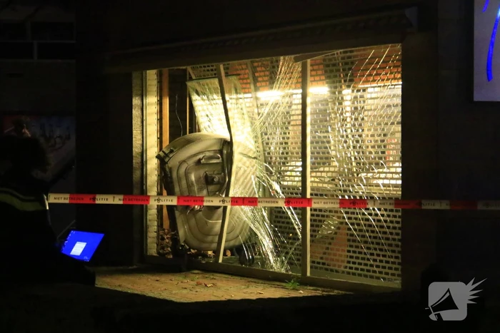 Achtervolging na ramkraak op juwelier
