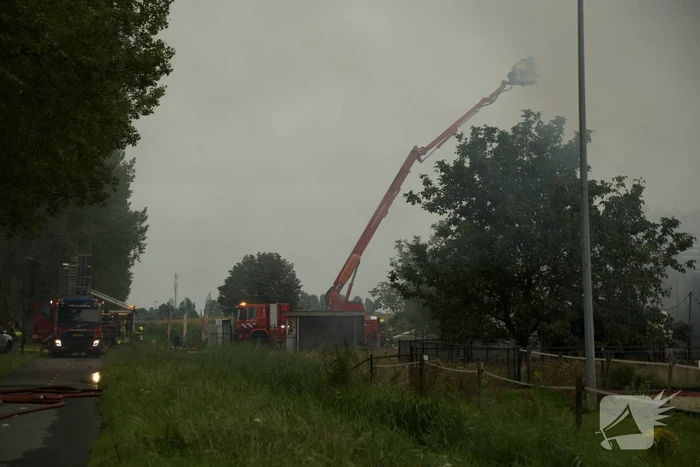 Boerderijwinkel verwoest door brand