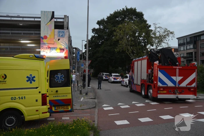 Persoon uit water gered