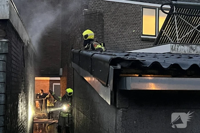 Uitslaande brand in een garage