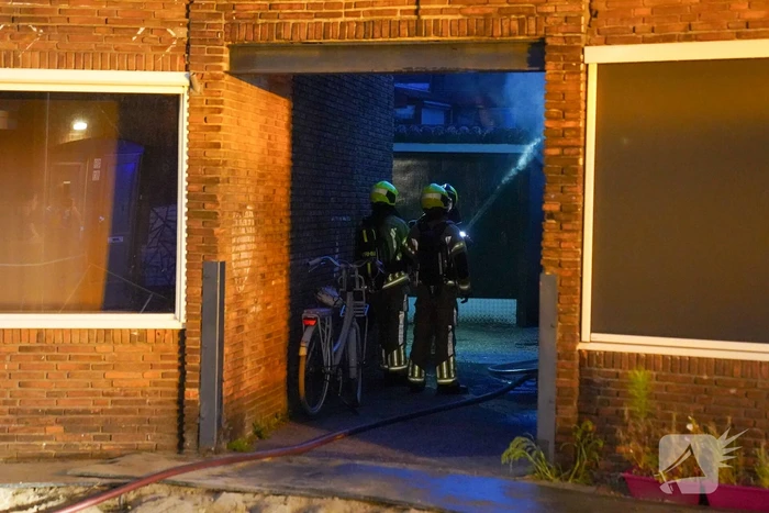 Uitslaande brand in een garage