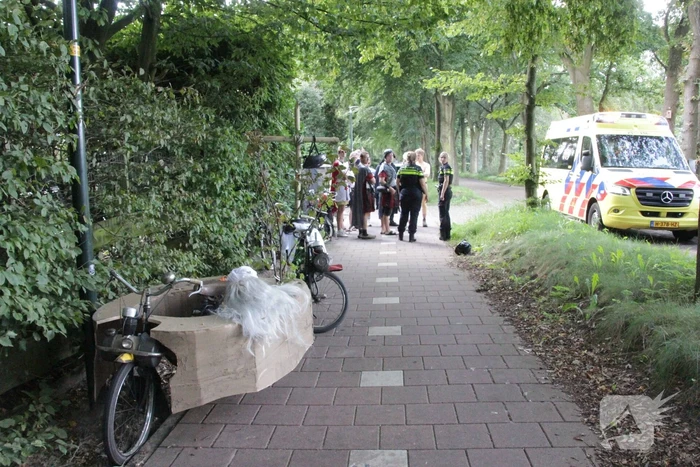 Scooterrijder op de vlucht na botsing met Solex