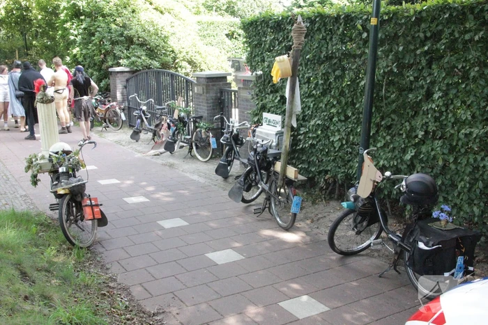 Scooterrijder op de vlucht na botsing met Solex