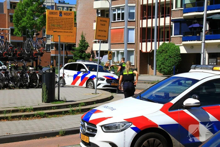 Verwarde naakte man aangehouden door politie