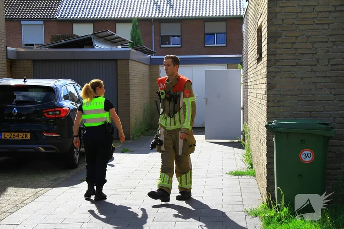 Brand in tuin van woning