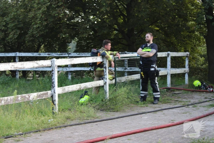Schuur van boerderij volledig uitgebrand
