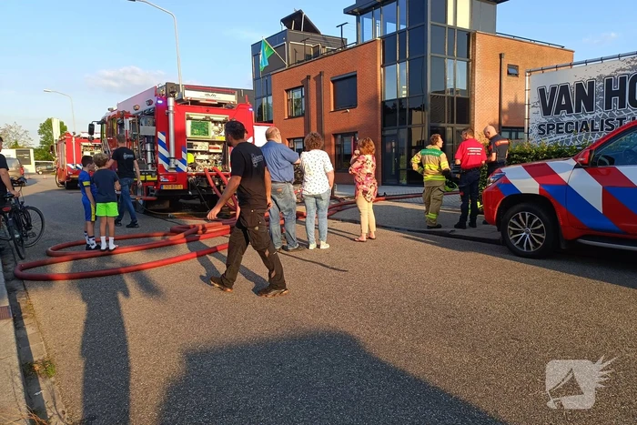 Grote brand bij autogarage
