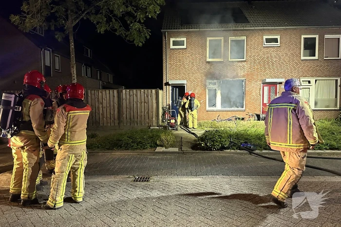 Veel rookontwikkeling bij uitslaande woningbrand