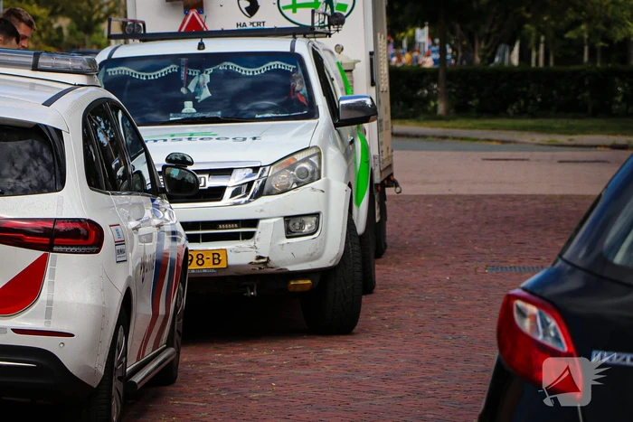 Schade bij ongeval tussen twee voertuigen