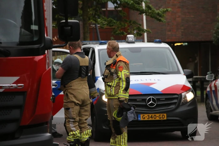 Politie overmeesterd verward persoon