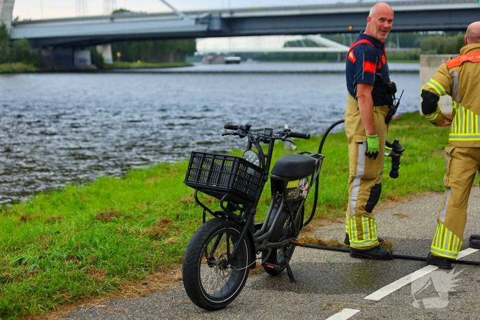 Zoekactie naar mogelijk te water geraakte fietser