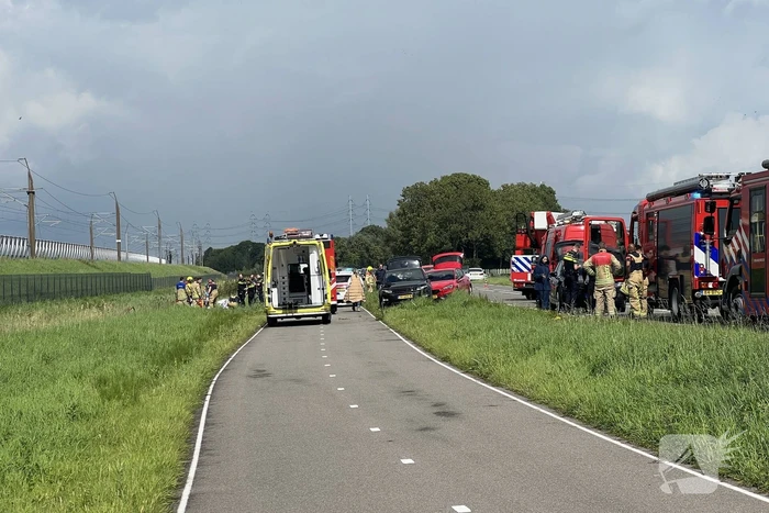Automobilist belandt in sloot