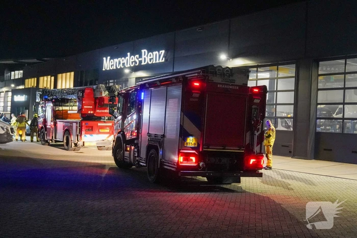 Flinke rookontwikkeling in garagebedrijf