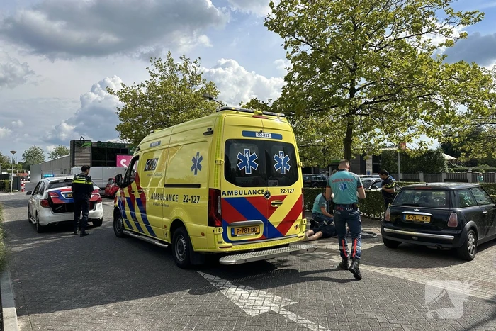 Schade bij ongeval tussen auto en bestelbus