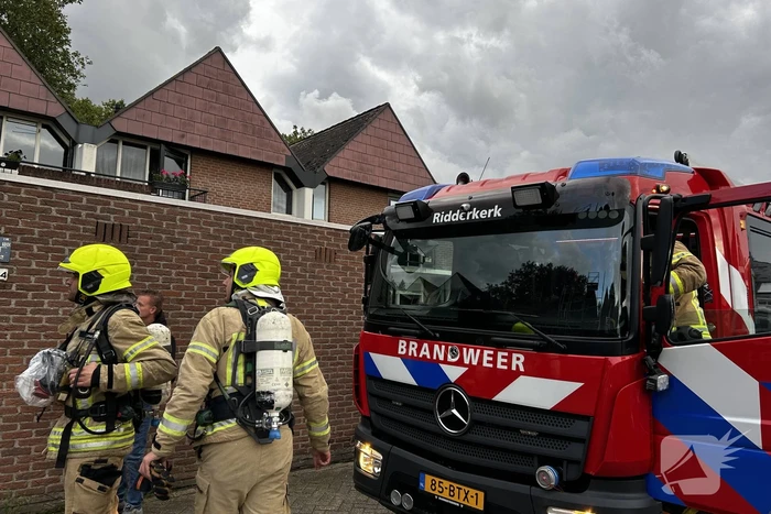 Schoorsteen veroorzaakt rookontwikkeling in woning van buren