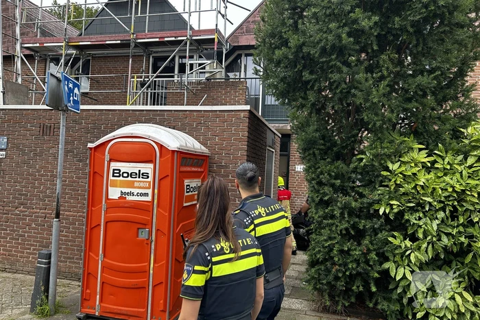 Schoorsteen veroorzaakt rookontwikkeling in woning van buren