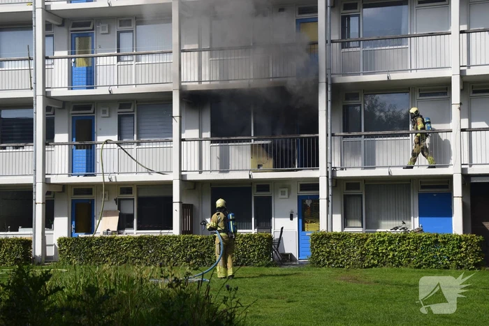 Woning in flat brandt volledig uit