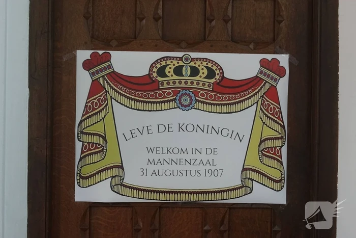 Verjaardag van koningin Wilhelmina wordt gevierd