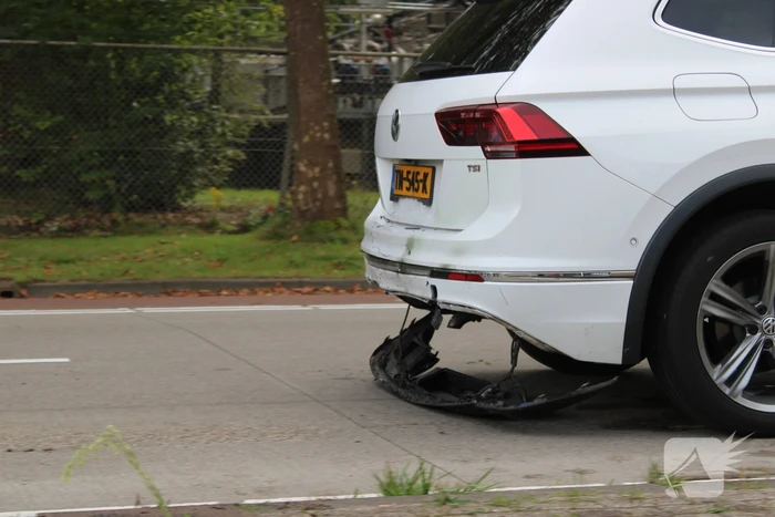 Persoon gewond bij botsing tussen drie voertuigen