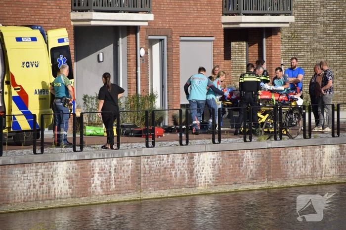 Persoon ernstig gewond na val van hoogte