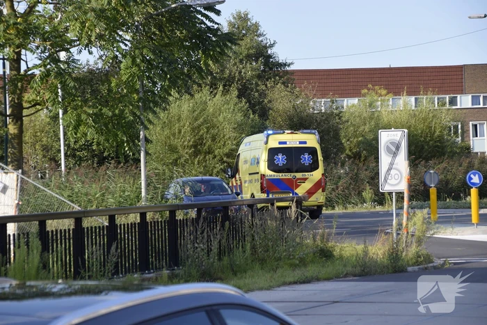 Persoon ernstig gewond na val van hoogte