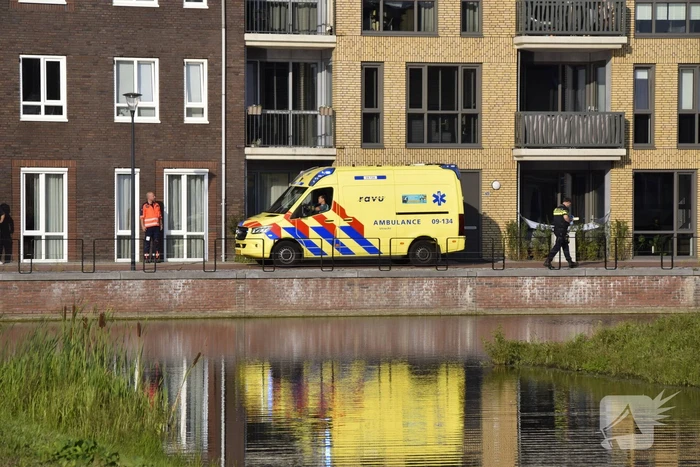 Persoon ernstig gewond na val van hoogte
