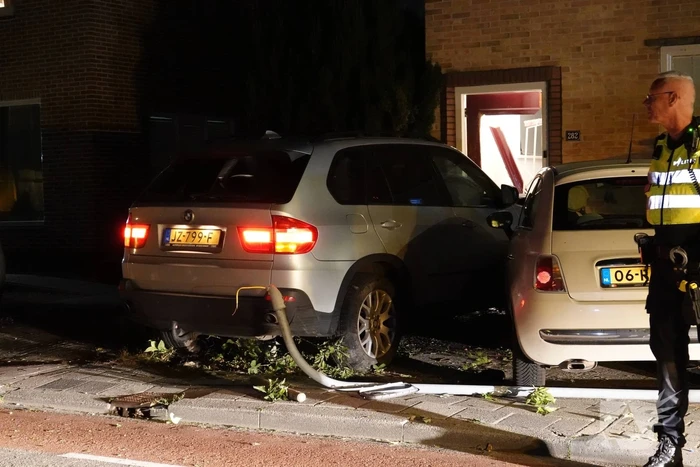 Automobilist richt ravage aan bij eenzijdig ongeval