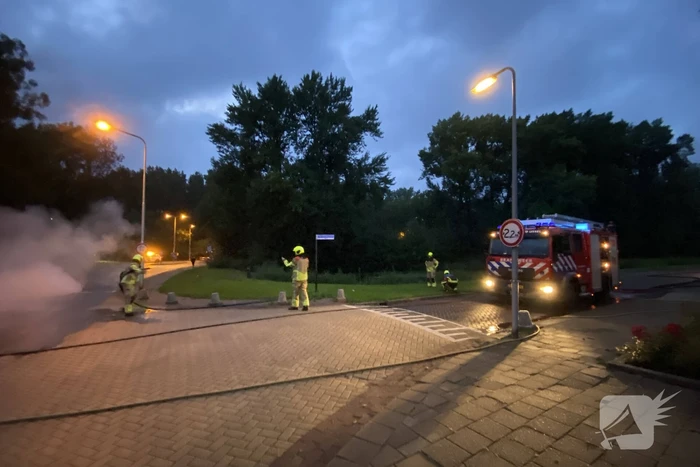 Bestelbus in lichterlaaie