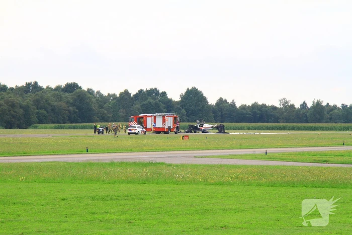 Vliegtuig in brand na crash bij luchthaven