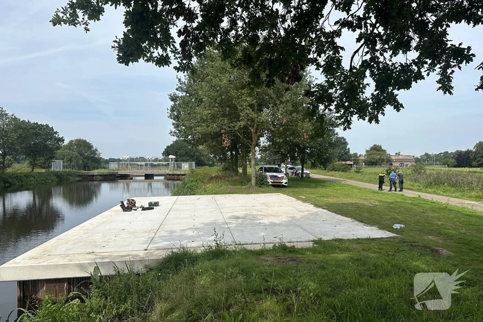 Overleden persoon aangetroffen in water