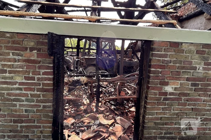 Schuur verwoest door brand