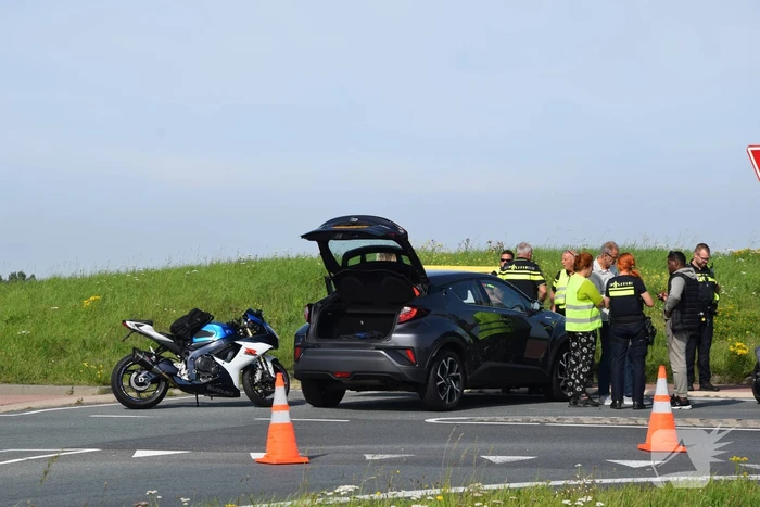 Motorrijder gewond bij ongeval op rotonde
