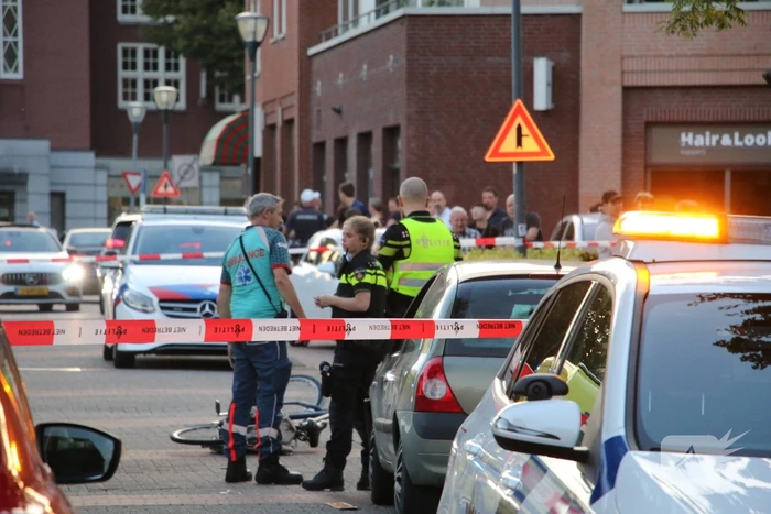 Fietser zwaargewond bij verkeersongeval