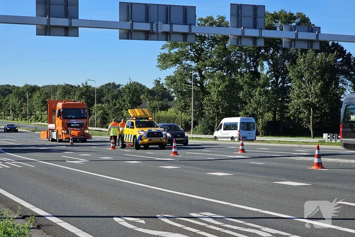 Vrachtwagen verliest lading tijdens rit