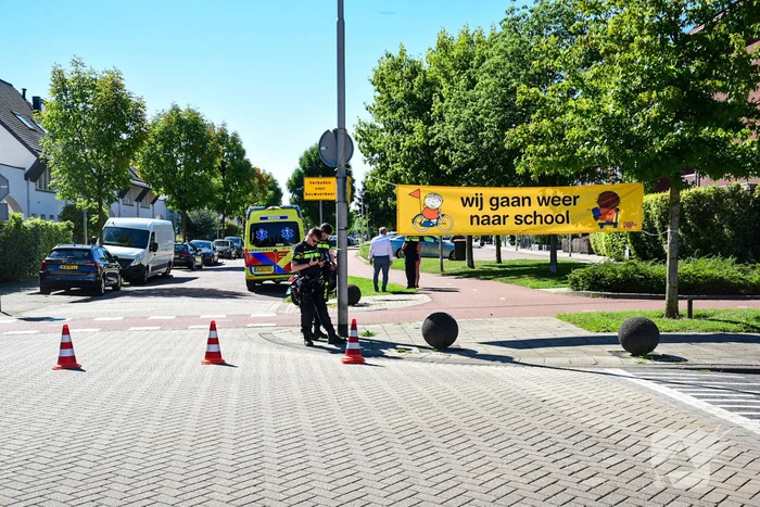 Scooterrijdster gewond bij aanrijding