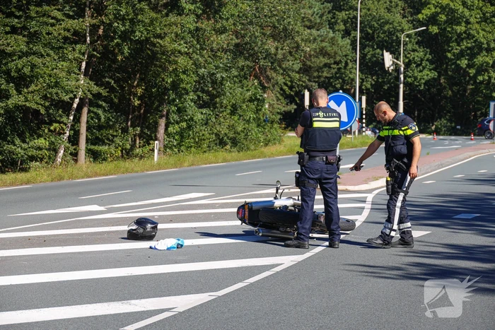 Motorrijder ernstig gewond bij botsing met auto