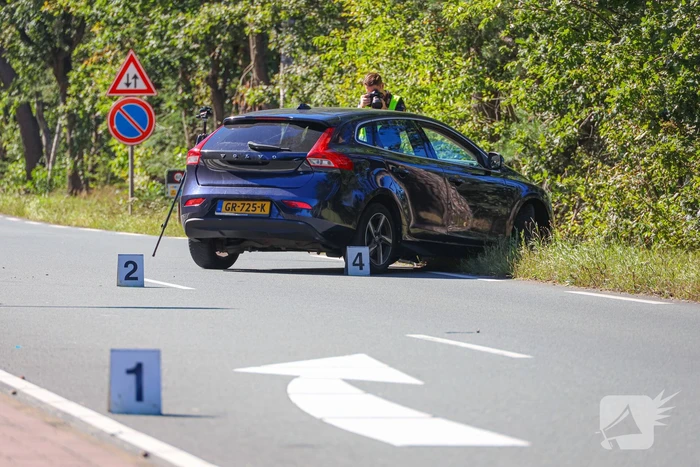 Motorrijder ernstig gewond bij botsing met auto