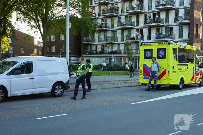 Fietser geschept bij oversteekplaats